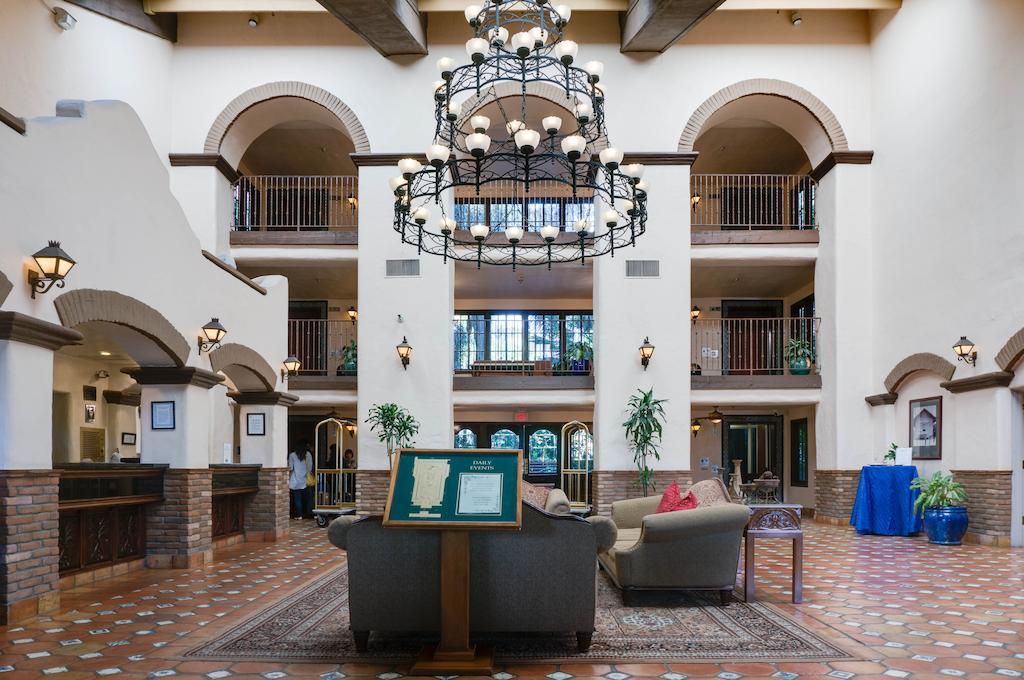 Buena Park Grand Hotel & Suites 外观 照片