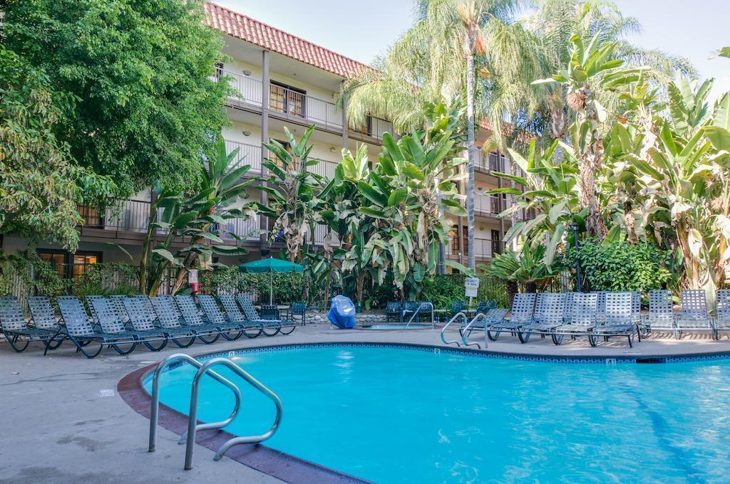 Buena Park Grand Hotel & Suites 外观 照片