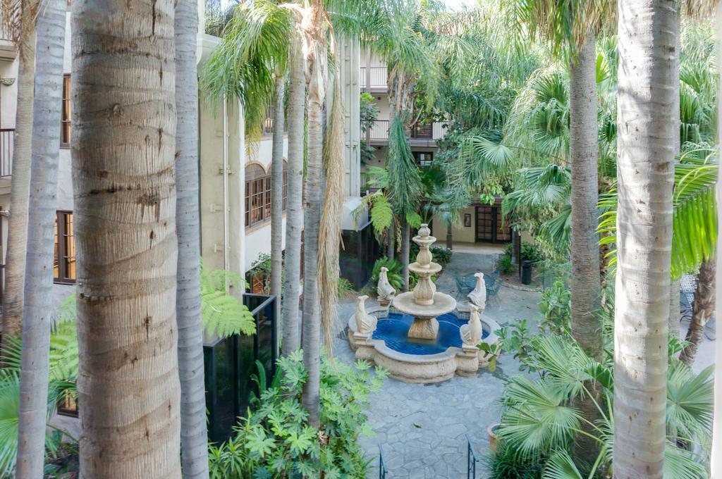 Buena Park Grand Hotel & Suites 外观 照片