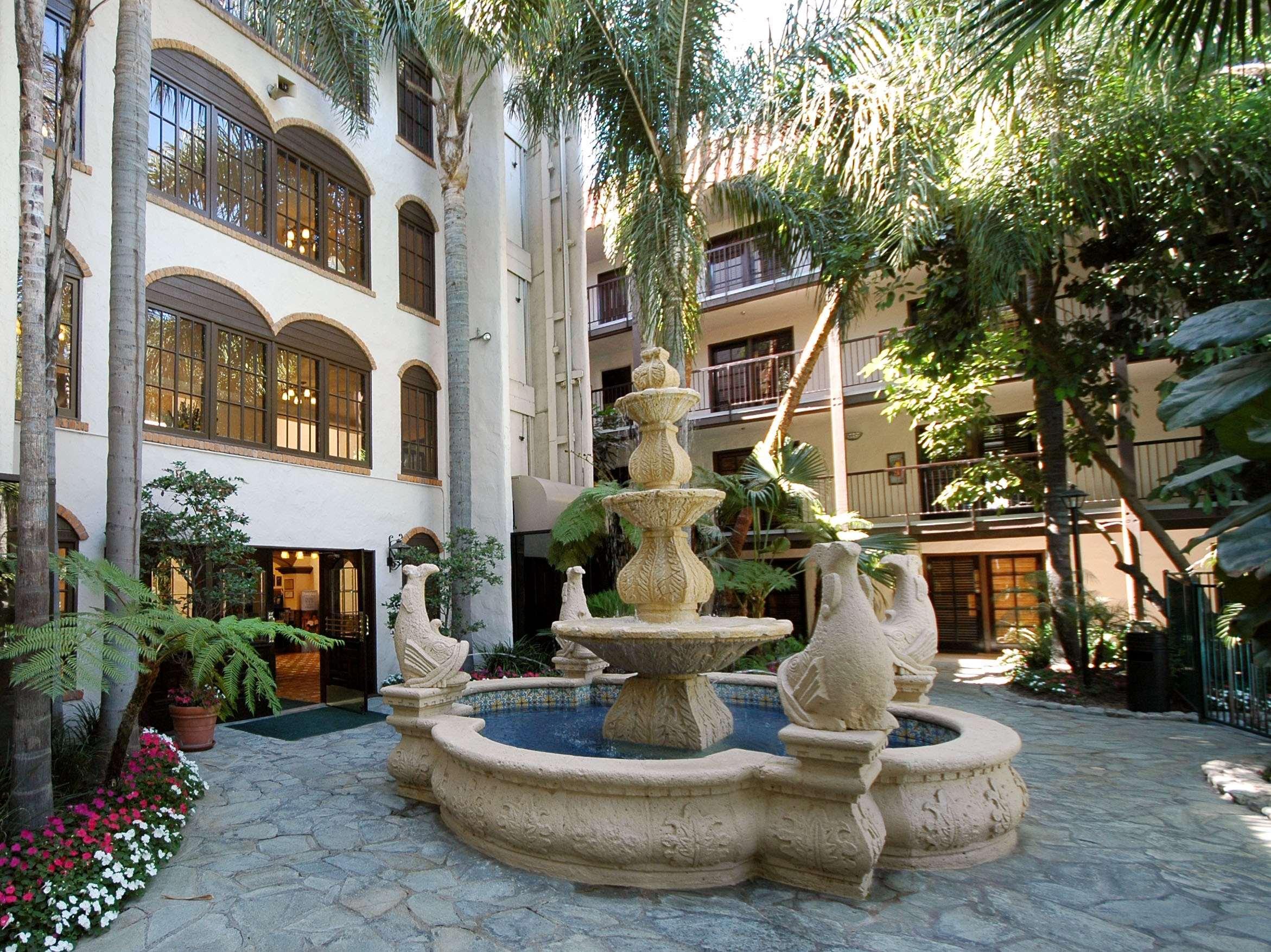 Buena Park Grand Hotel & Suites 外观 照片