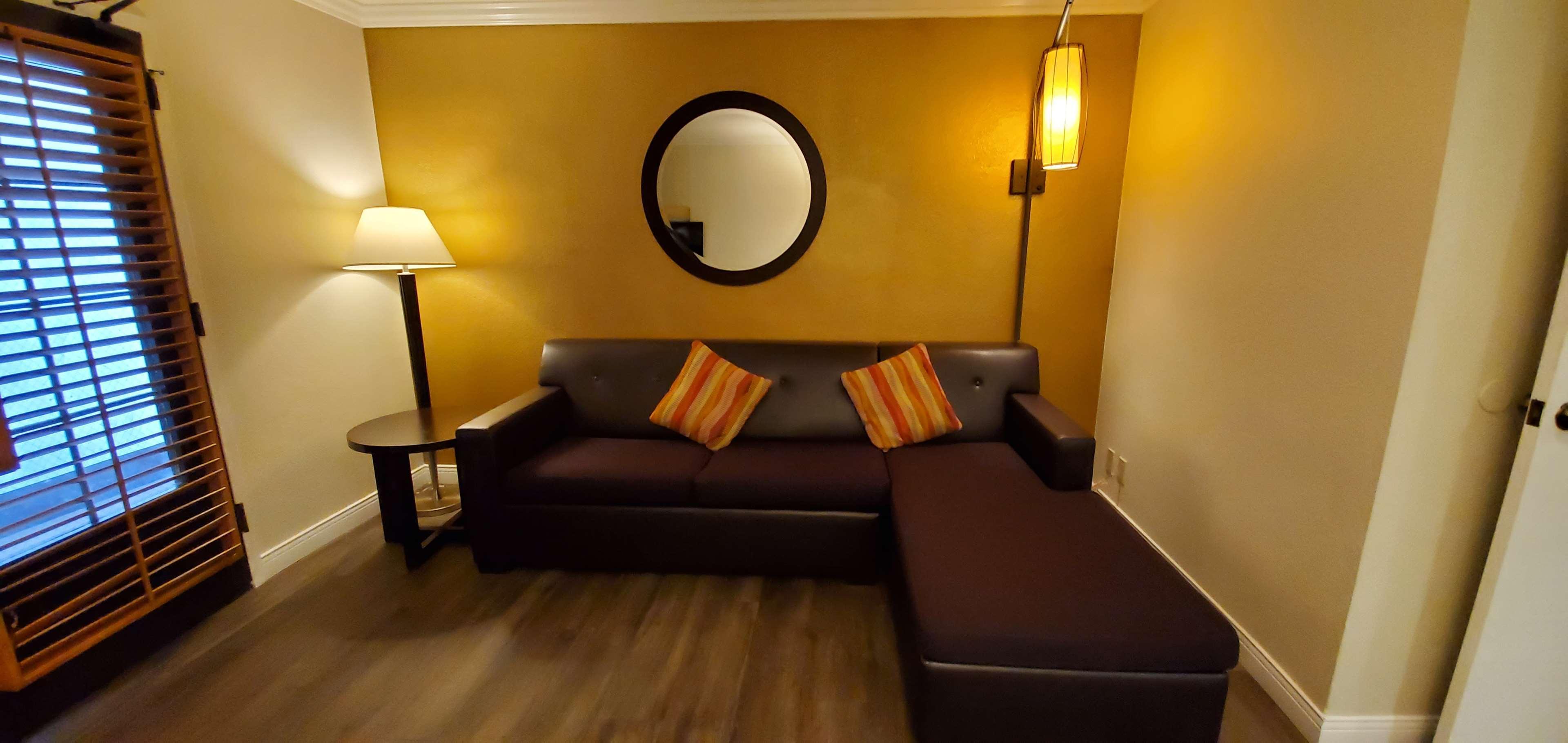 Buena Park Grand Hotel & Suites 外观 照片