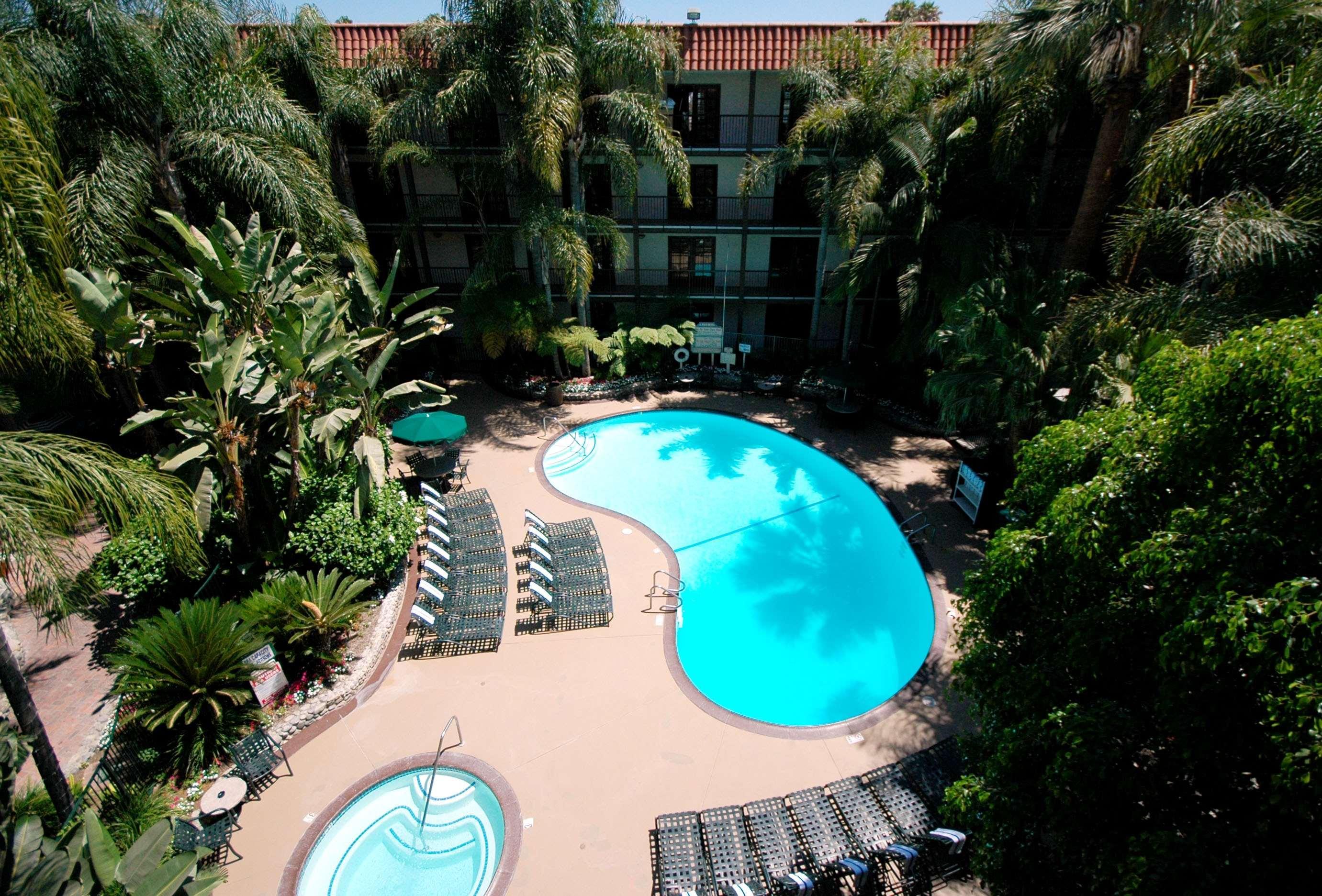 Buena Park Grand Hotel & Suites 外观 照片