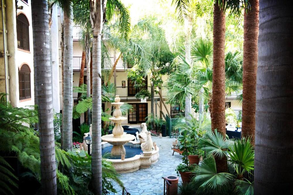 Buena Park Grand Hotel & Suites 外观 照片