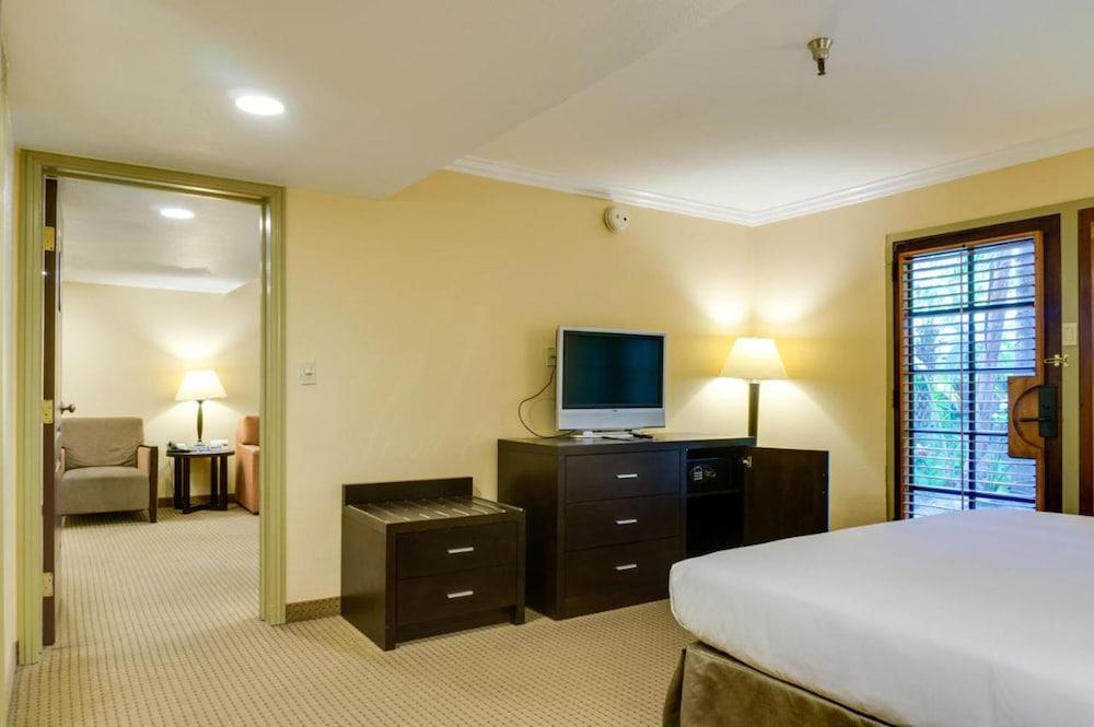 Buena Park Grand Hotel & Suites 外观 照片