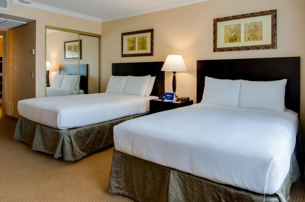 Buena Park Grand Hotel & Suites 外观 照片