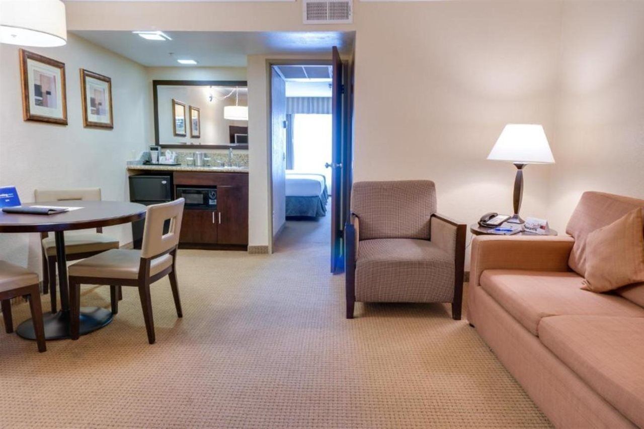 Buena Park Grand Hotel & Suites 外观 照片
